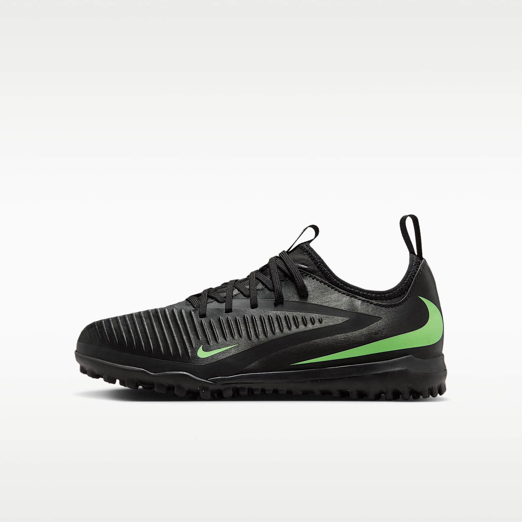 Nike Jr. Phantom 6 Low Academy Big Kids' Turf Soccer Shoes. Nike.com